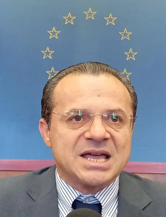 De Luca Natale