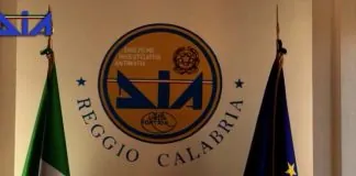 Gli appartenenti alla Direzione Investigativa Antimafia, coordinati dal Procuratore Distrettuale di Reggio Calabria, Dott. Giovanni BOMBARDIERI, hanno eseguito un provvedimento di confisca di beni emesso dai magistrati di quel Tribunale – Sezione Misure di Prevenzione, nei confronti di un esponente di spicco della cosca PESCE