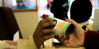 I rappresentanti dell’ITET Da Vinci di Milazzo hanno organizzato ieri, insieme alla Caritas, Unicef e Comunità di Sant’Egidio “la giornata della solidarietà” come momento per sensibilizzare i giovani ai valori dell’altruismo e della fratellanza