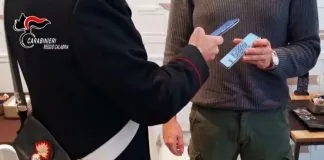 Nei giorni scorsi, i Carabinieri del Comando provinciale di Reggio Calabria, in coordinamento con i Carabinieri Forestali del NIPAAF – Nuclei Investigativi di Polizia Ambientale Agroalimentare e Forestale di Reggio Calabria, hanno dispiegato un dispositivo di controllo straordinario del territorio, ponendo particolare attenzione al fenomeno della “movida”, in diversi Comuni della provincia