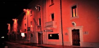 Il 25 novembre scorso, nel giorno della ricorrenza della “Giornata internazionale per l’eliminazione della violenza contro le donne”, il Comando Provinciale Carabinieri di Messina, attraverso i Comandanti dei dipendenti Comandi Compagnia dislocati su tutto il territorio della provincia, d’intesa con i dirigenti scolastici di alcuni istituti della provincia, ha organizzato appositi incontri didattici incentrati esclusivamente sull’eliminazione della violenza contro le donne