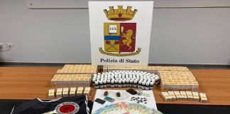 Agenti del Commissariato di P.S. di Avola hanno arrestato per il reato di detenzione ai fini di spaccio di sostanza stupefacente un avolese di 48 anni
