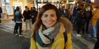 «Ieri mattina in I Commissione (bilancio) si è tenuta la votazione della mozione presentata dalla maggioranza che impegna l’Ente a verificare la disponibilità di fondi propri atti a finanziare l’incremento delle ore lavorative dei lavoratori precari stabilizzati cat. A e B di cui alle L.R. n. 31/2016 e 15/1998, anche interloquendo con la Regione Calabria, mozione rispetto alla quale ho espresso la mia astensione»