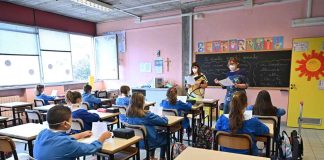 Scuola a Messina, sospesa l’ordinanza del sindaco De Luca: si torna in classe studenti a scuola