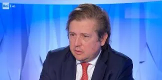 “Stiamo vivendo un picco, ovviamente vi sarà poi la decrescita dei casi e tutte le regole che stiamo mettendo oggi, secondo me, in un tempo relativamente breve, potranno essere nuovamente modificate e allentate”