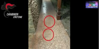 I Carabinieri della Tenenza di Isola di Capo Rizzuto, in collaborazione con quelli della Stazione Carabinieri di Brugherio, hanno dato esecuzione, nei rispettivi territori di competenza, a un’Ordinanza di Custodia Cautelare in Carcere per “tentato omicidio in concorso”, emessa dal gip del Tribunale di Crotone su richiesta dei magistrati della locale Procura della Repubblica, nei confronti di I. F., 30enne, residente nel luogo e G. F., 35enne, con la propria residenza nel Comune in Provincia di Monza