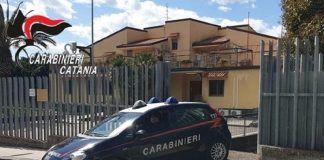 Nuovi controlli e multe nella provincia catanese nell’ambito del contrasto al covid19. Verifiche mirate sono state effettuate dai carabinieri sull’uso delle mascherine e sul possesso dei green pass all’interno degli esercizi commerciali