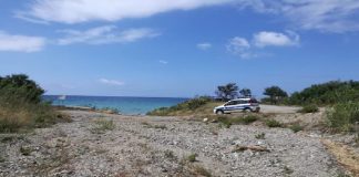 Sul litorale messinese si sono vissuti attimi di paura e preoccupazione nelle scorse ore, visto il rinvenimento a Rodia di un razzo sottomarino notato da alcuni passanti sulla spiaggia del luogo… nell’area di Passalacqua a Messina