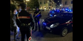 Messina: in preda ad un raptus, un cittadino straniero la notte scorsa ha danneggiato la vetrina di un esercizio commerciale di piazza del Popolo