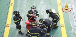 Si è svolta stamattina presso l’invasatura 5 del porto di Messina, un’esercitazione che ha coinvolto le strutture di Protezione Civile tra cui i Vigili del fuoco