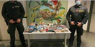 I militari del gruppo pronto impiego di Palermo della guardia di finanza di Palermo hanno proceduto al sequestro nei confronti di un commerciante cinese di oltre 300 articoli definiti “non sicuri”