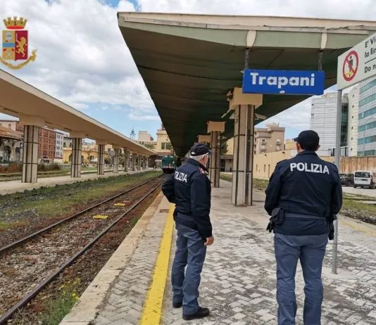 558 persone controllate, 96 siti ferroviari ispezionati, di cui 76 stazioni, una sanzione elevata, 93 gli operatori della Polizia Ferroviaria della Sicilia impegnati nella seconda Operazione “Rail Safe Day”