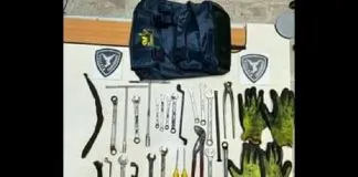 Sono stati sorpresi nelle scorse ore…, dagli Agenti della Polizia Ferroviaria di Villa San Giovanni all’interno di alcune vetture dismesse dall’esercizio ferroviario, parcheggiate nello scalo merci locale a Bolano, mentre erano intenti ad asportare un radiatore composto in gran parte di rame
