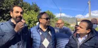 “La realizzazione di un impianto di rigassificazione a Pistunina dimostra che certi signori, sponsorizzati dai Cinquestelle, presumano che ci si trovi in presenza di una politica locale molto debole e non in grado di difendere gli interessi del territorio e della sua natura li coordinate di sviluppo… ma hanno sbagliato i loro calcoli”