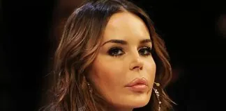Nina Moric ancora una volta contro Fabrizio Corona: la modella croata si è sfogata sul suo Instagram, tramite una Storia