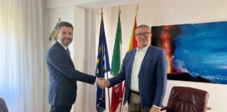 Passo avanti verso il miglioramento del sistema di depurazione delle acque in Sicilia: l’assessore regionale all’Ambiente, Toto Cordaro, ha firmato il decreto che rilascia il Provvedimento autorizzatorio unico regionale (Paur) per la costruzione e l’esercizio di un nuovo impianto di depurazione da realizzare nell’agglomerato di Messina Tono, secondo il progetto presentato dagli uffici del Commissario straordinario unico per la Depurazione, Maurizio Giugni