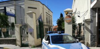 Nei giorni scorsi, il personale della Sottosezione della #Polizia #Stradale di Palmi ha proceduto al sequestro di un centro di riparazione auto sito nel Comune di Rosarno per l’assenza delle autorizzazioni prescritte per l’abilitazione all’esercizio dell’attività
