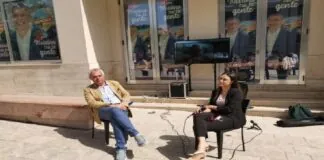 Il candidato sindaco della coalizione di centrosinistra, Franco De Domenico, collegato in video conferenza, ha iniziato la presentazione dei suoi assessori, dopo quella della vicesindaca Valentina Zafarana