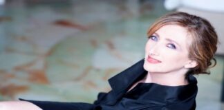 Dopo l’annuncio nelle scorse settimane di Neri Parenti, Ricky Tognazzi, Paolo Conticini e Simona Izzo, un’altra stella del cinema italiano si aggiunge al parterre dell’XI edizione di Marefestival Salina, da giovedì 23 a sabato 25 giugno a Malfa (isole Eolie)