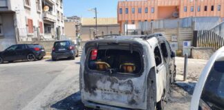 Dopo l’incendio che la notte scorsa ha completamente distrutto la vettura del Cirs in via San Paolo, a monte della scalinata che porta alla sede della struttura messinese, interviene la presidente Maria Celeste Celi