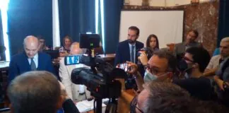 Alla presenza del Sindaco Federico Basile, il magistrato Corrado Bonanzinga del Tribunale di Messina, nella qualità di Presidente dell’Ufficio Centrale Elettorale, dopo il lavoro di verifica dei verbali delle 253 sezioni elettorali del territorio comunale, ha proclamato oggi i trentadue eletti al Consiglio comunale