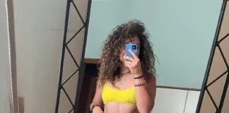 “Questa è la mia prima foto in costume (Stretto di Messina a parte)”