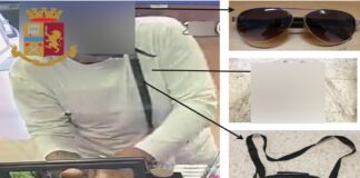 4 rapine in pochi giorni nei confronti di tabaccai in zona Aurelio e Primavalle: le analisi di tutte le azioni criminose commesse, hanno permesso agli investigatori del XIII Distretto Aurelio di giungere alla conclusione che le stesse fossero state commesse dallo stesso soggetto, vestito sempre con i medesimi indumenti e in possesso della stessa pistola, risultata poi essere una scacciacani