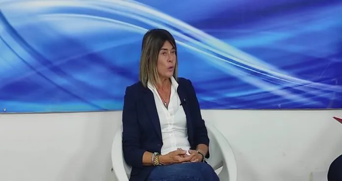 Amata Elvira