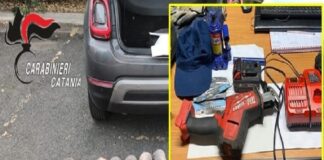 Un “arsenale” di catalizzatori sul bagaglio dell’auto, tutti rubati… oltre una ventina quelli che sono stati scovati dai carabinieri