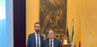 Prende il via lunedì 10, alle ore 9.08, l’esercitazione di Protezione Civile “Messina Risk Sis.Ma. 2022”, giunta alla XI edizione, che quest’anno si inquadra nella Settimana Nazionale della Protezione Civile promossa dal Dipartimento Nazionale della Protezione Civile e che prevede gli interventi di emergenza a seguito di un terremoto e successiva onda di maremoto