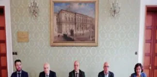 Si è tenuta questa mattina, presso il Palazzo di Governo, una riunione organizzata dalla Prefettura, d’intesa con il Segretario Generale dell’Autorità di Bacino – Distretto Idrografico della Sicilia e con la partecipazione del Dirigente provinciale del Servizio Regionale di Protezione Civile, al fine di approfondire nell’imminenza della stagione autunnale la situazione in alcune zone del territorio particolarmente interessate dal rischio idrogeologico ed idraulico