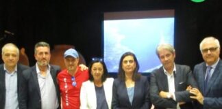 Riesco a dirti solo un semplice ciao amico mio: “Ho in mente le tue parole… -perchè non donare, non c’è nessun motivo per non donare è come se tu hai un panino in mano e non hai fame, un pover’uomo ti chiede un pezzo di quel pane, tu rispondi di NO e appena lui va via, butti il panino nella spazzatura… ecco cosa te ne fai di un organo se non ti serve più?- ciao”