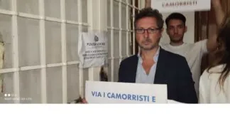 Abusivi di “Pizzofalcone”: i responsabili delle Autorità competenti, hanno disposto nelle scorse ore, la scorta per il consigliere regionale della Campania afferente al Gruppo di ‘Europa Verde’, Francesco Emilio Borrelli di Napoli