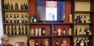 In una sala gremita di pubblico è stata presentata, presso il “Godo by Mostó” di Messina, l’ultima opera del giornalista Emilio Pintaldi dal titolo “Catemoto De Luca II, lo Zar di Fiumedinisi”, Casta editore