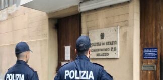 Partite di calcio interdette per 6 anni al tifoso quarantatreenne che lo scorso 28 agosto, in occasione dell’incontro tra “Nuova Igea Virtus” e “S.S. Milazzo” tenutosi a Barcellona Pozzo di Gotto, si è reso responsabile di condotte pericolose per l’ordine e la sicurezza pubblica