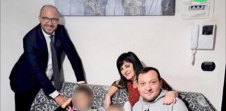 “Ogni tanto ho l’impressione che il mio lavoro sia un po’ quello di chi prova a svuotare il mare con un bicchiere, ma è solo un attimo di scoramento, poi mi rendo conto che non è così e quindi testa bassa e avanti tutta”