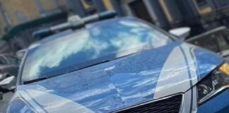 Pasquale Muro, ventenne napoletano, è stato fermato dalla polizia perchè “gravemente indiziato” dell’omicidio di Antonio Artiano, 23 anni, pure lui di Napoli, avvenuto nel capoluogo campano lo scorso 10 novembre