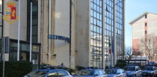 In conformità alla campagna di sensibilizzazione finalizzata al contrasto della violenza di genere, promossa dal Dipartimento di Pubblica Sicurezza – Direzione Centrale Anticrimine – continua l’attività di prevenzione da parte della Polizia di Stato in provincia di Ragusa