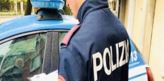 Un 34enne romano è stato arrestato dagli agenti del commissariato Trastevere, a Roma, per violenza sessuale ai danni due studentesse straniere avvenute nella Capitale il 14 ottobre scorso