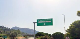 Al fine di ripristinare un tratto autostradale danneggiato da incidenti autonomi intercorsi sulla A20 Messina-Palermo, i responsabili di Autostrade Siciliane hanno disposto nella giornata di oggi (giovedì 17 novembre 2022) per 12 ore fino alle sette di sera, l’interdizione al traffico del tratto autostradale compreso tra gli svincoli di Sant’Agata di Militello e S. Stefano di Camastra, esclusivamente in direzione del Capoluogo Siciliano