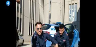 Gli agenti del Commissariato di P.S. di Priolo Gargallo hanno trovato e salvato dalle autovetture in transito questo cane che vagava nei pressi della S.P. 25 (strada per Floridia)