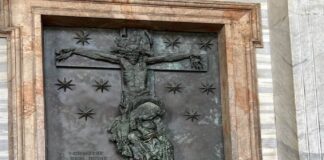 Con questa intenzione sarà celebrata anche la Messa di oggi, 30 dicembre, alle 17.30 nella basilica di San Giovanni in Laterano, cattedrale di Roma, presieduta dal cardinale vicario Angelo De Donatis