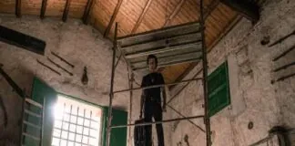 La Multisala Apollo sabato 10 dicembre alle ore 20.00 ospiterà la proiezione speciale del film “Spaccaossa” del regista Vincenzo Pirrotta