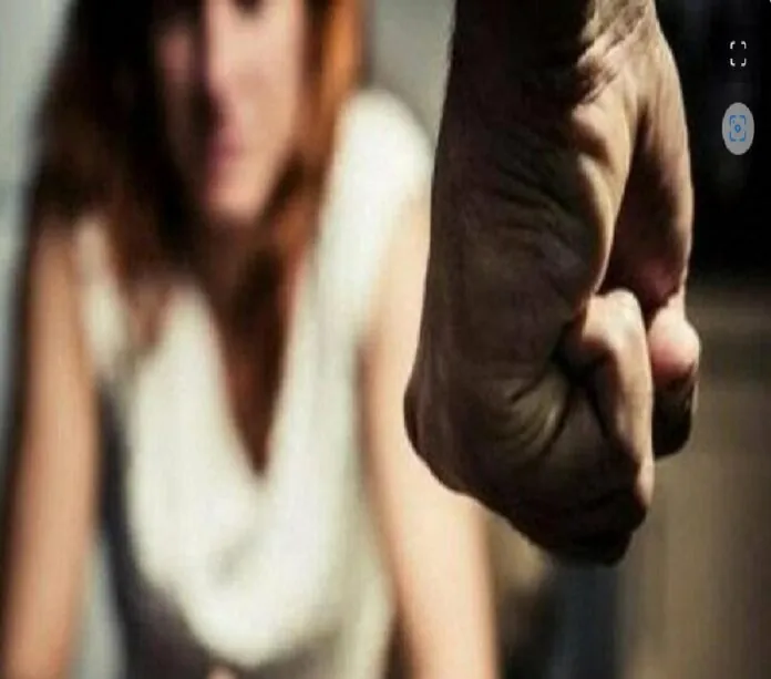 Violenza ARZACHENA 15ENNE