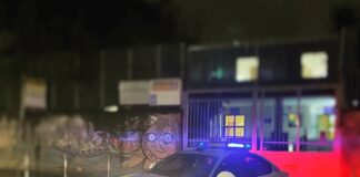 Stanotte gli #agenti dei #Commissariati #Secondigliano e #Scampia, durante il servizio di controllo del territorio, su disposizione della #Centrale #Operativa, sono intervenuti in via Cupa Capodichino per una segnalazione di persone in un istituto scolastico