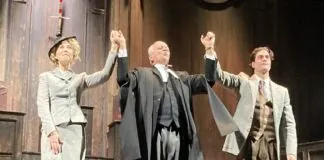 Al Teatro Quirino di Roma, fino al 29 gennaio “Testimone d’accusa” di Agatha Christie (1925): traduzione di Edoardo Erba; Regia di Geppy Gleijeses, Aiuto regia Norma Martelli; Scene di Roberto Crea; Costumi Chiara Donato; Artigiano della luce Luigi Ascione; Musiche Matteo D’Amico