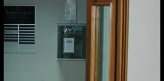 Un commercialista di 58 anni, A.C., titolare di uno Studio professionale in città (pubblichiamo solo le sue iniziali per tutelare la vittima degli abusi), sarebbe dovuto comparire in questi giorni davanti al gup di Palazzo Piacentini… Eugenio Fiorentino per rispondere dei reati di stalking e violenza sessuale ai danni di una dipendente del suo studio