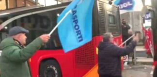 Due scioperi consecutivi massicciamente partecipati dai lavoratori, evidentemente hanno lasciato il segno: nell’incontro di ieri ATM SpA ha fatto notevoli passi indietro rispetto alle posizioni rigide assunte durante la vertenza in atto e sono arrivati i primi risultati che vanno attribuiti unicamente al coraggio e alla determinazione dei lavoratori di Filt CGIL, Uiltrasporti, Faisa Cisal, Ugl e Orsa che erano pronti alla terza azione di sciopero in soli due mesi