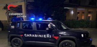 Denunciato perché andava in giro con un manganello: a finire nella rete dei controlli dei carabinieri nella provincia Catanese, è stato un giovanissimo