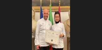 Ancora un riconoscimento per il team di Sikè Gelato: dopo l’attribuzione dei tre coni del Gambero Rosso, Elisa Chillemi e Rosario Leone D’Angelo diventano “Ambasciatori Doc Italy del gusto per il Gelato – Milazzo”